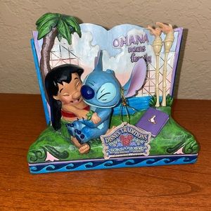 Lilo and Stitch Storybook figurine